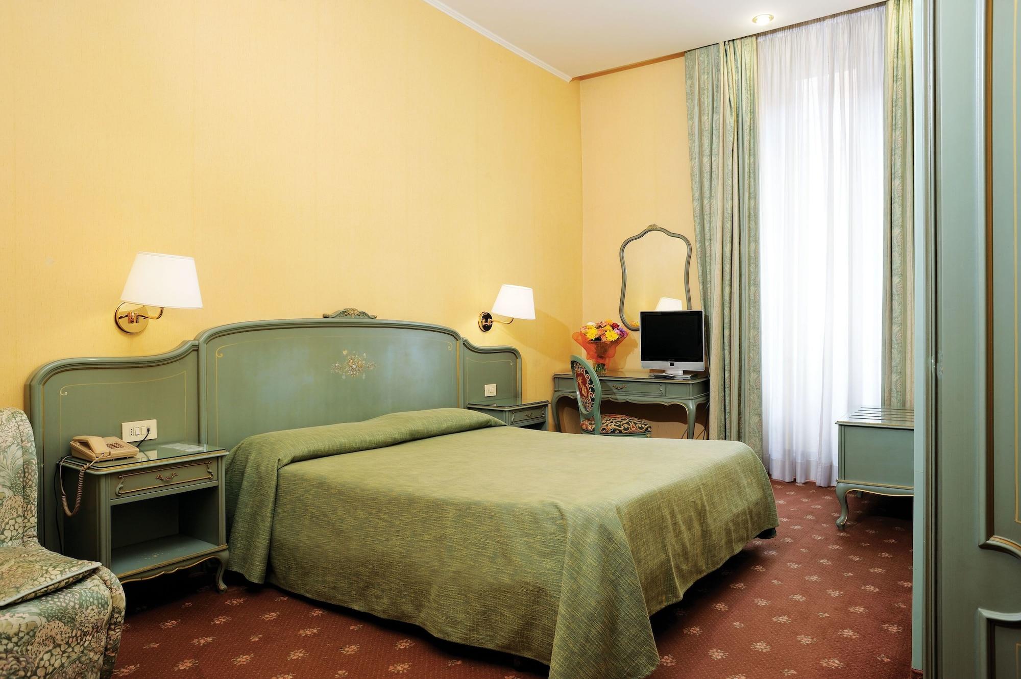 Hotel Augustea โรม ภายนอก รูปภาพ