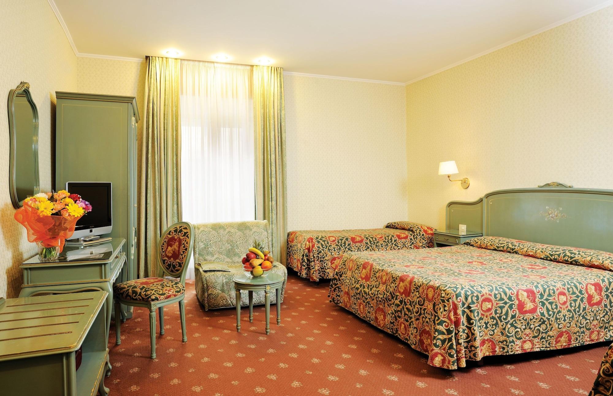 Hotel Augustea โรม ภายนอก รูปภาพ